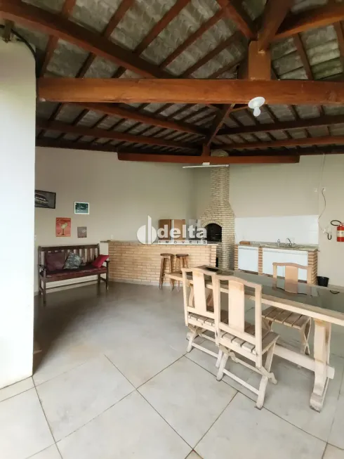 Foto 1 de Apartamento com 3 Quartos à venda, 77m² em Osvaldo Rezende, Uberlândia