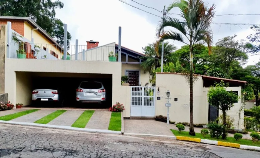 Foto 1 de Casa de Condomínio com 3 Quartos para venda ou aluguel, 250m² em Pinus Park, Cotia