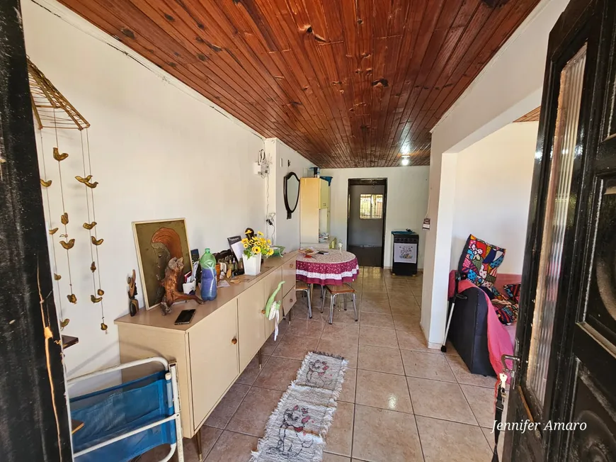 Foto 1 de Casa com 2 Quartos à venda, 240m² em Areal, Pelotas