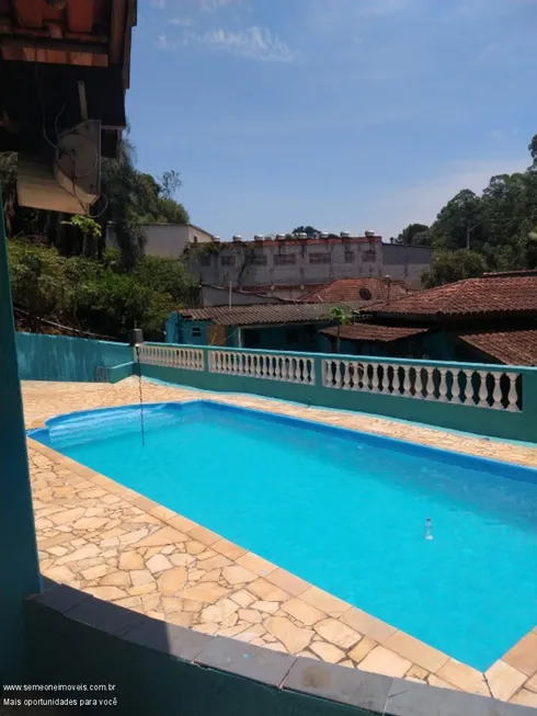 Foto 1 de Fazenda/Sítio com 4 Quartos à venda, 300m² em Pedra Vermelha Terra Preta, Mairiporã