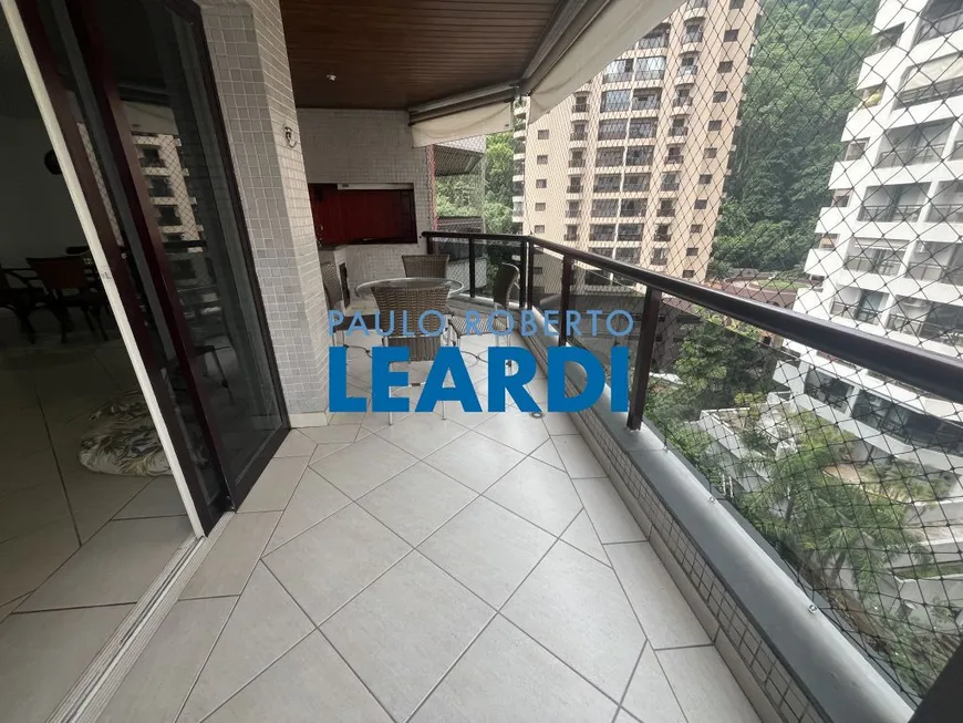 Foto 1 de Apartamento com 3 Quartos à venda, 175m² em Barra Funda, Guarujá