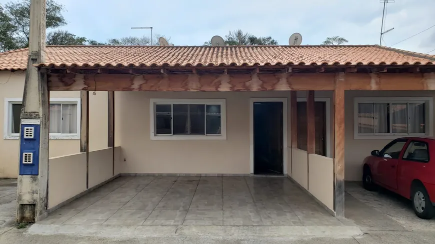 Foto 1 de Casa de Condomínio com 2 Quartos à venda, 80m² em Jardim Maria Elvira, Sorocaba
