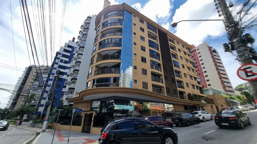 Foto 1 de Apartamento com 2 Quartos à venda, 63m² em Centro, Florianópolis