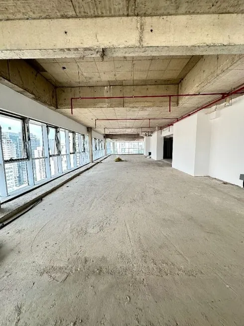 Foto 1 de Sala Comercial para venda ou aluguel, 612m² em Pinheiros, São Paulo