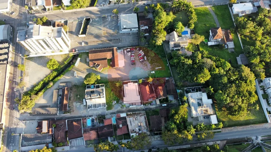 Foto 1 de Sobrado com 3 Quartos à venda, 196m² em América, Joinville