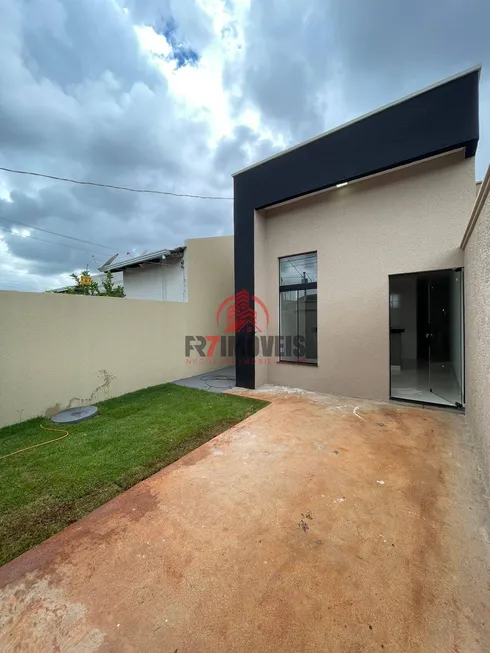Foto 1 de Casa com 2 Quartos à venda, 67m² em Setor Estrela Dalva, Goiânia