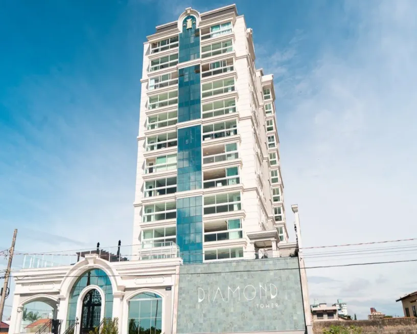 Foto 1 de Apartamento com 3 Quartos à venda, 155m² em São Pedro, Navegantes