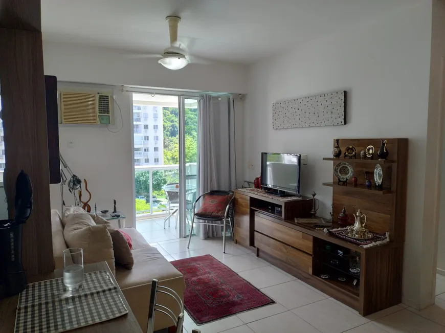 Foto 1 de Apartamento com 2 Quartos à venda, 65m² em Camorim, Rio de Janeiro