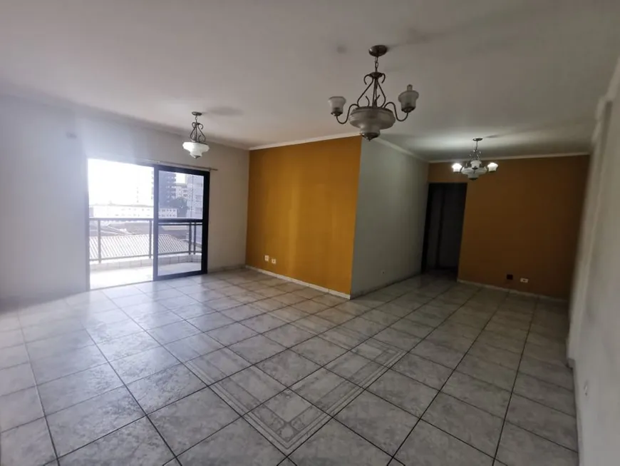 Foto 1 de Apartamento com 3 Quartos para venda ou aluguel, 120m² em Vila Guilhermina, Praia Grande