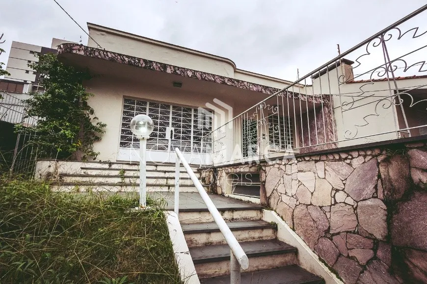 Foto 1 de Casa com 4 Quartos para alugar, 216m² em Petrópolis, Porto Alegre