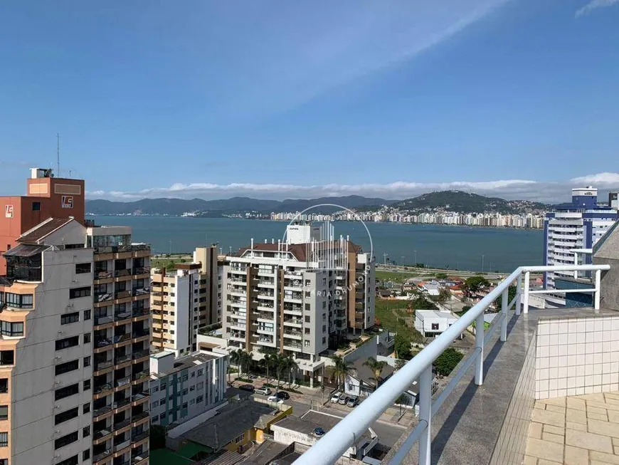 Foto 1 de Apartamento com 3 Quartos à venda, 217m² em Balneário, Florianópolis