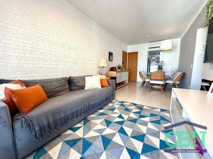 Foto 1 de Apartamento com 2 Quartos à venda, 82m² em Gonzaga, Santos