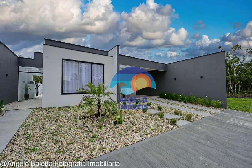 Foto 1 de Casa de Condomínio com 2 Quartos para venda ou aluguel, 160m² em Jardim Sao Luiz , Peruíbe
