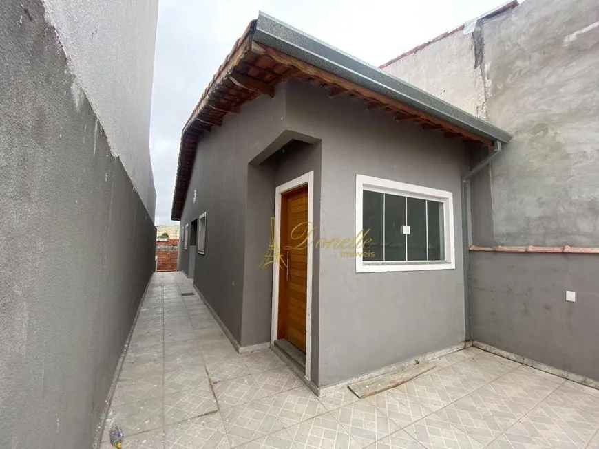 Foto 1 de Casa com 2 Quartos à venda, 70m² em Jardim Aeroporto III, Mogi das Cruzes