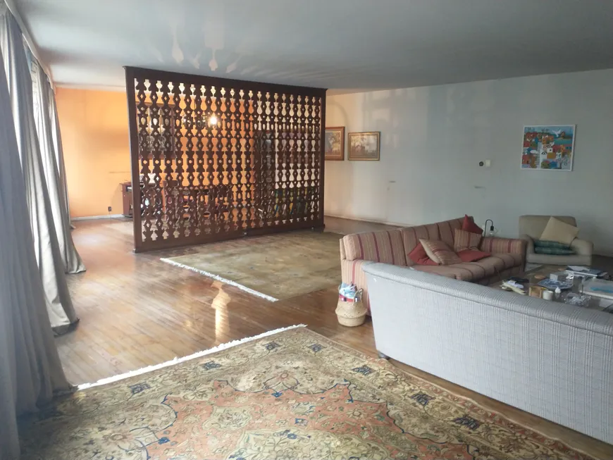 Foto 1 de Apartamento com 4 Quartos à venda, 330m² em Copacabana, Rio de Janeiro