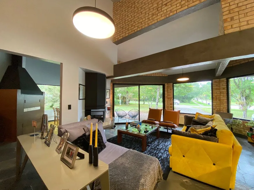 Foto 1 de Casa de Condomínio com 3 Quartos à venda, 250m² em Centro, Canela