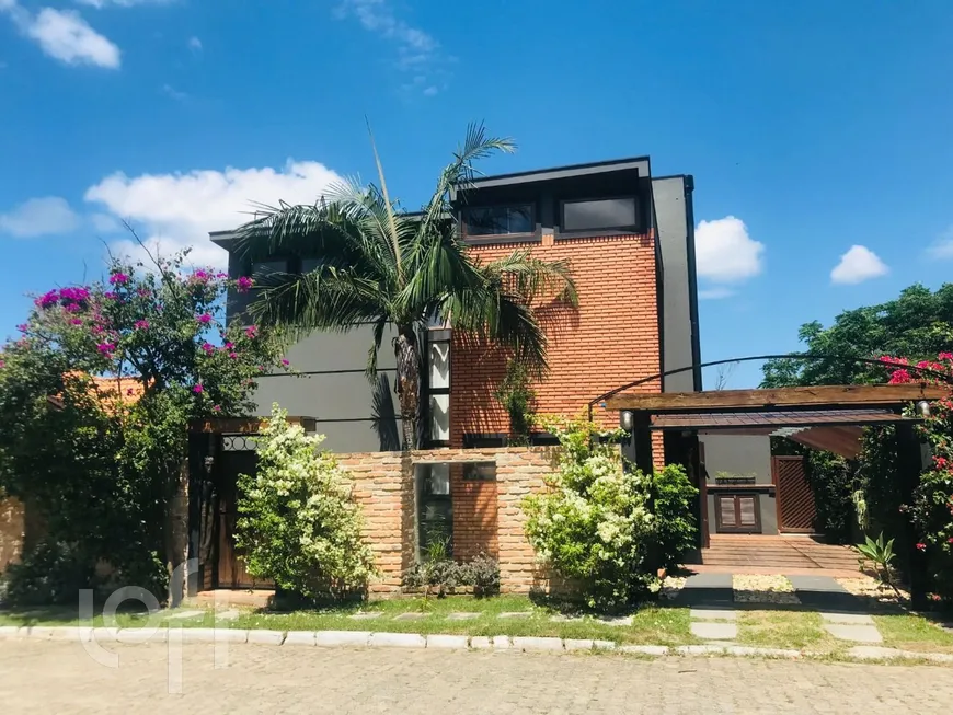 Foto 1 de Casa com 3 Quartos à venda, 420m² em Morro das Pedras, Florianópolis