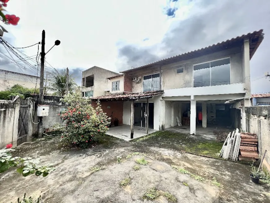 Foto 1 de Casa com 4 Quartos à venda, 240m² em Luz, Nova Iguaçu