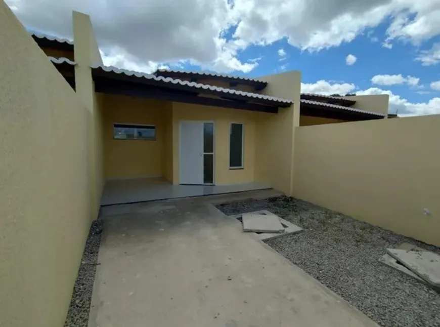 Foto 1 de Casa com 2 Quartos à venda, 140m² em Tomba, Feira de Santana