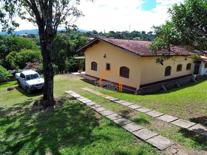 Foto 1 de Fazenda/Sítio com 3 Quartos à venda, 272m² em Jardim Estancia Brasil, Atibaia