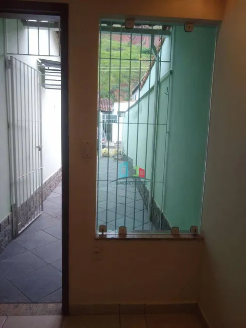 Foto 1 de Casa com 2 Quartos à venda, 100m² em Califórnia, Barra do Piraí