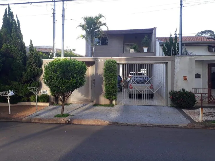 Foto 1 de Casa com 3 Quartos à venda, 188m² em Jardim Ipiranga, Americana