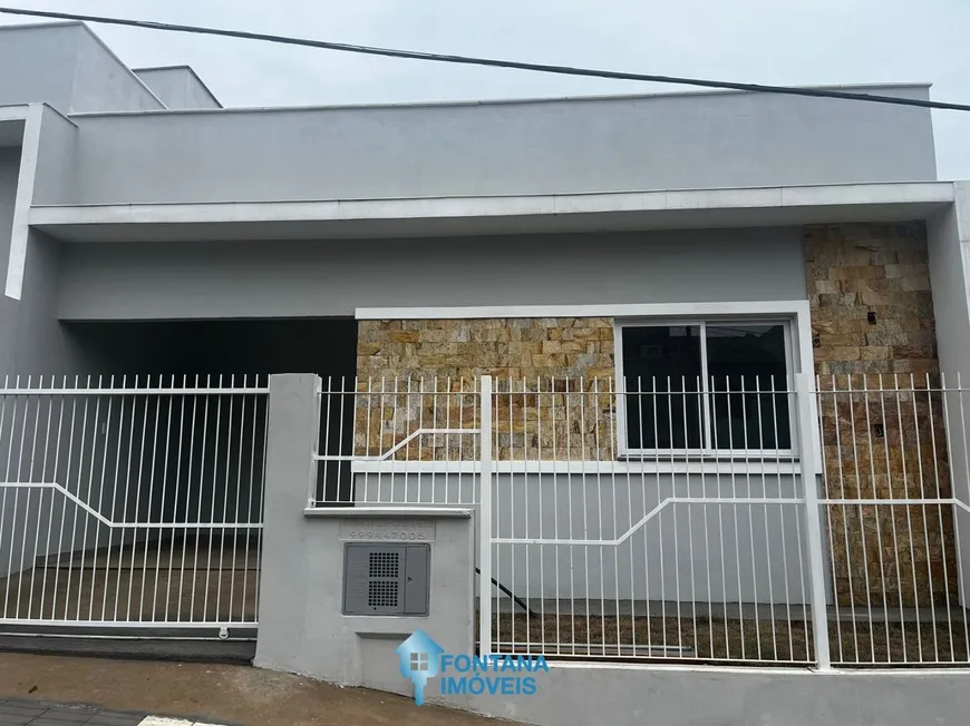 Foto 1 de Casa com 2 Quartos à venda, 75m² em São Vicente, Gravataí