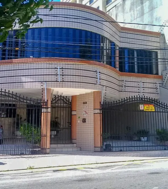 Foto 1 de Apartamento com 10 Quartos à venda, 860m² em Centro, Fortaleza