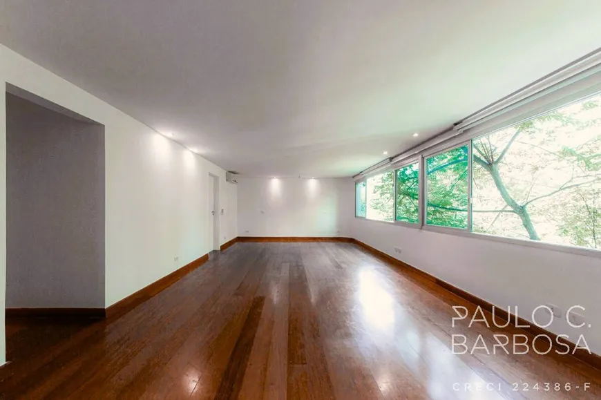 Foto 1 de Apartamento com 3 Quartos à venda, 149m² em Itaim Bibi, São Paulo