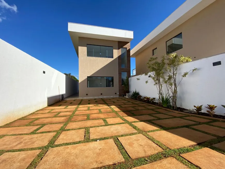 Foto 1 de Casa com 3 Quartos à venda, 150m² em Varzea, Lagoa Santa