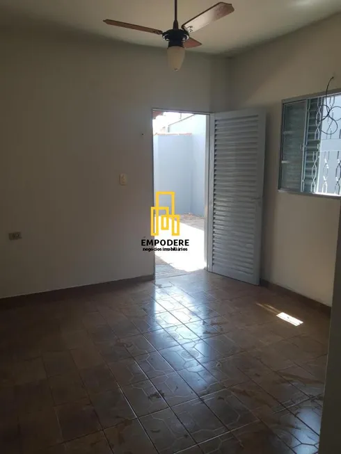 Foto 1 de Casa com 3 Quartos à venda, 350m² em Jardim das Palmeiras, Uberlândia