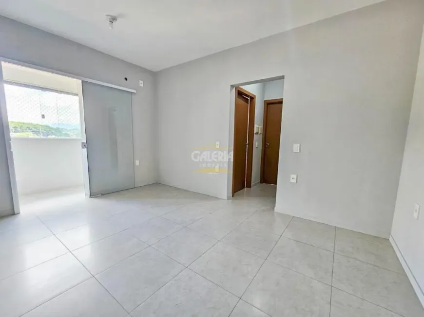 Foto 1 de Apartamento com 2 Quartos à venda, 59m² em Anita Garibaldi, Joinville