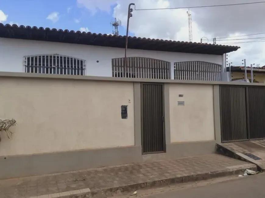 Foto 1 de Casa com 3 Quartos à venda, 250m² em Ipase, São Luís