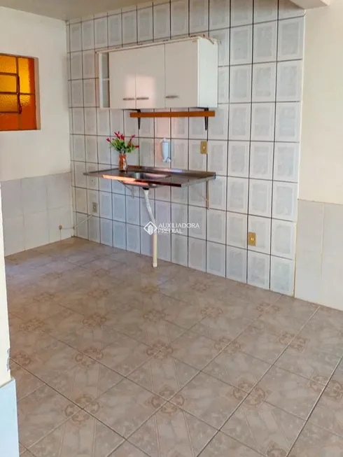 Foto 1 de Casa de Condomínio com 1 Quarto à venda, 46m² em Camaquã, Porto Alegre