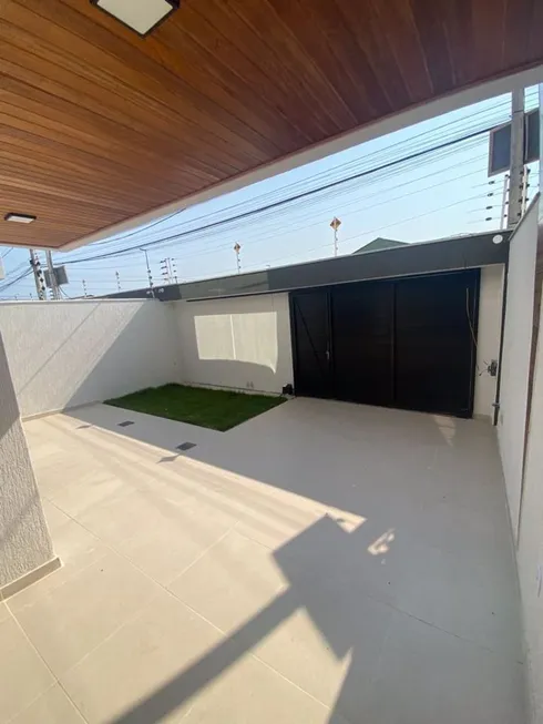 Foto 1 de Casa com 4 Quartos para venda ou aluguel, 137m² em Portinho, Cabo Frio