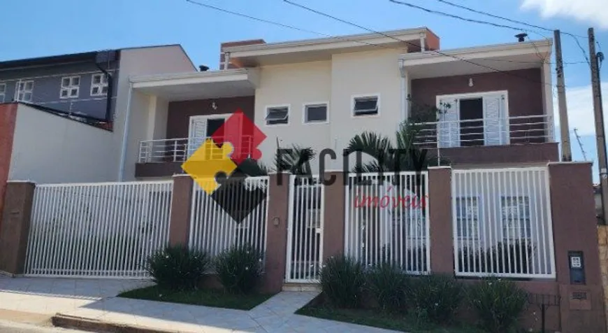 Foto 1 de Sobrado com 4 Quartos à venda, 330m² em Taquaral, Campinas