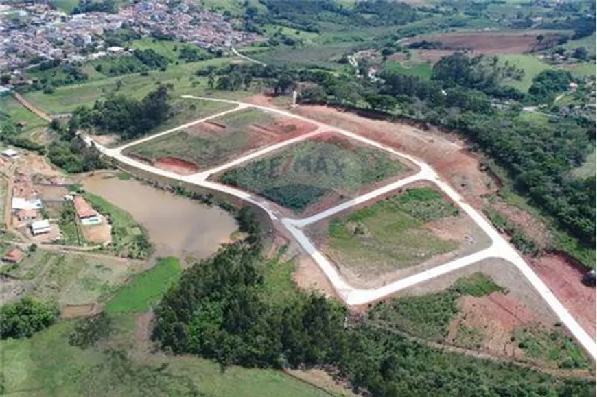 Foto 1 de Lote/Terreno à venda, 638m² em , Toledo