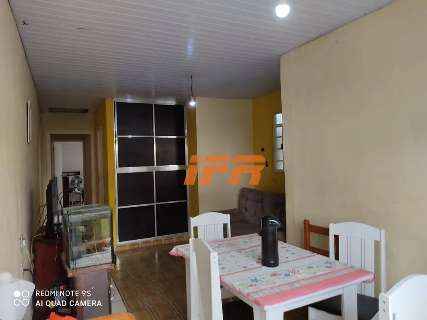 Foto 1 de Casa com 3 Quartos à venda, 118m² em Estiva, Taubaté