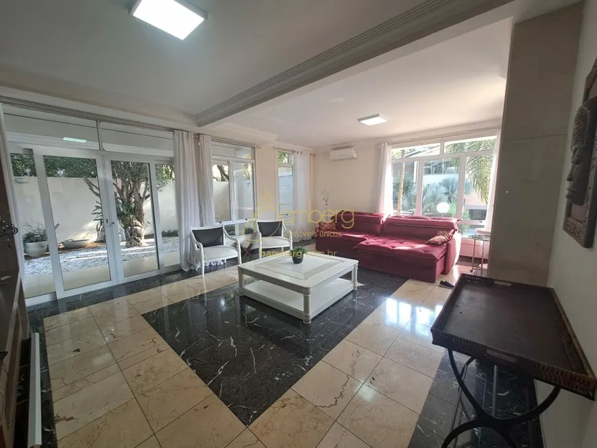 Foto 1 de Casa de Condomínio com 3 Quartos para alugar, 600m² em Chácara Monte Alegre, São Paulo