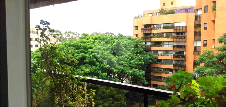 Foto 1 de Apartamento com 2 Quartos à venda, 136m² em Jardim Guedala, São Paulo