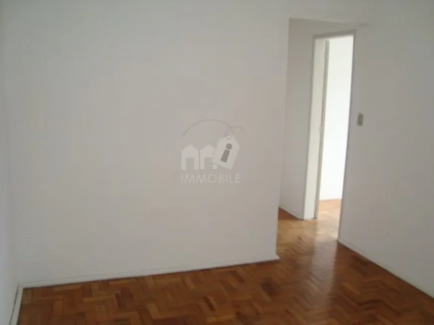 Foto 1 de Apartamento com 1 Quarto à venda, 48m² em Centro, Petrópolis