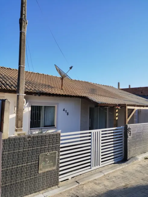 Foto 1 de Casa com 2 Quartos à venda, 99m² em São João do Rio Vermelho, Florianópolis