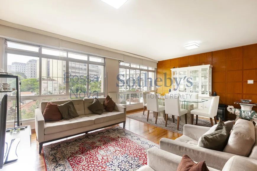 Foto 1 de Apartamento com 3 Quartos à venda, 125m² em Jardim América, São Paulo