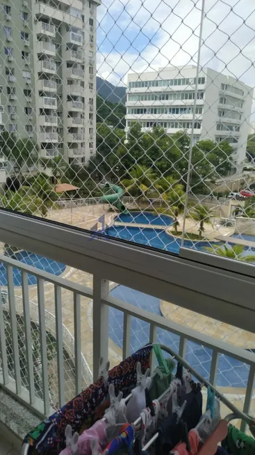 Foto 1 de Apartamento com 2 Quartos à venda, 64m² em Camorim, Rio de Janeiro