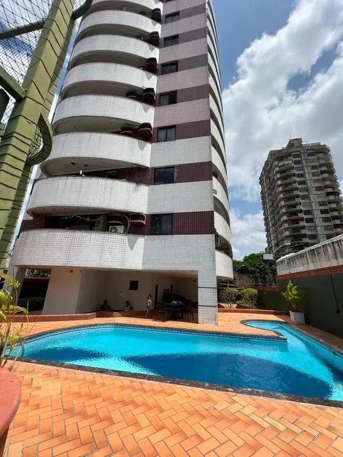Foto 1 de Apartamento com 3 Quartos à venda, 148m² em Nazaré, Belém