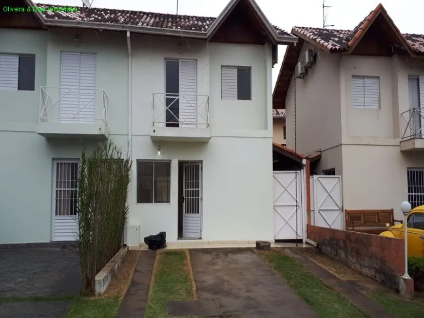 Foto 1 de Casa de Condomínio com 2 Quartos para alugar, 90m² em Granja Viana, Cotia