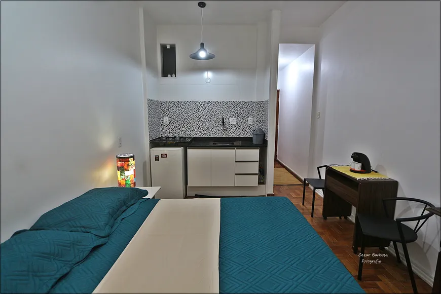 Foto 1 de Apartamento com 1 Quarto para alugar, 30m² em Copacabana, Rio de Janeiro