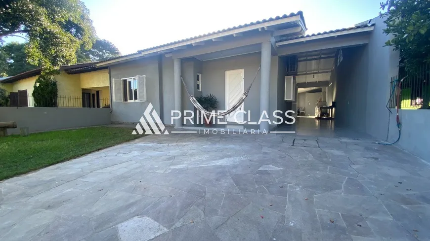 Foto 1 de Casa com 5 Quartos à venda, 200m² em Fátima, Canoas