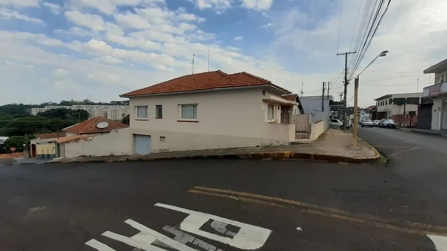 Foto 1 de Casa com 3 Quartos à venda, 116m² em Vila Guimaraes, Botucatu