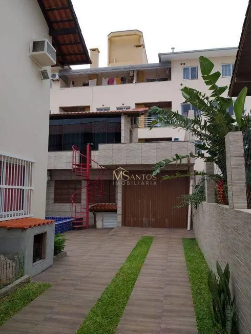 Foto 1 de Casa com 4 Quartos à venda, 300m² em Canasvieiras, Florianópolis